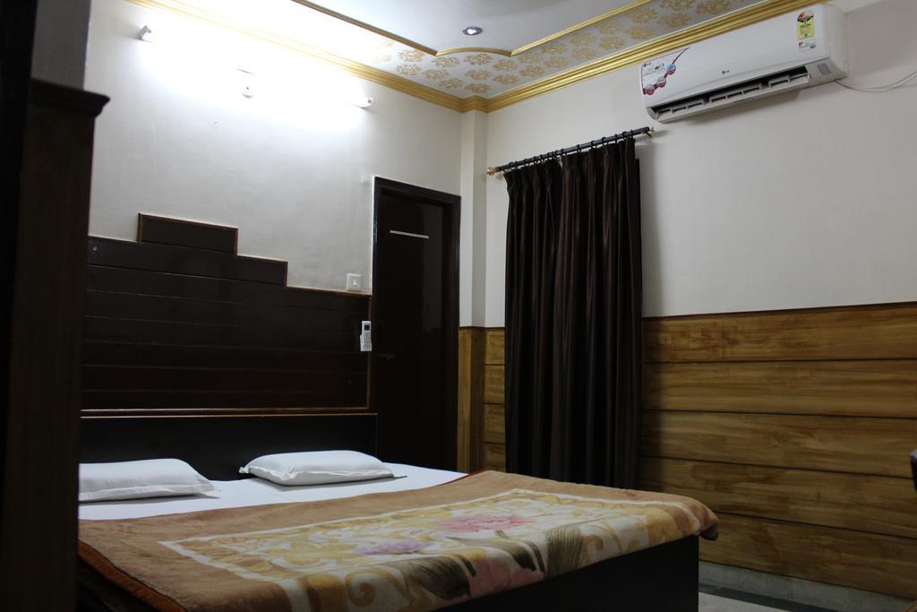 Hotel Ajay International Agra  Esterno foto
