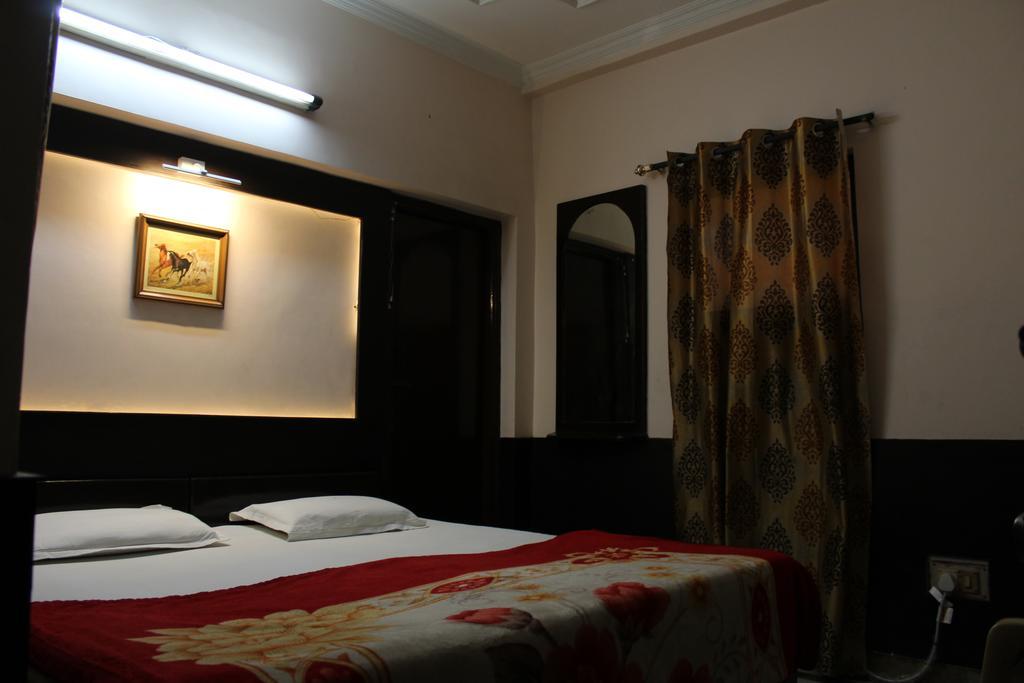 Hotel Ajay International Agra  Esterno foto